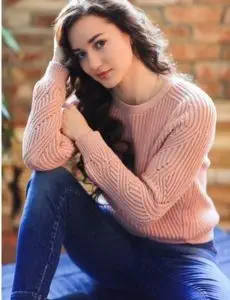 Elite escort service in New Palasia for home and hotel visits